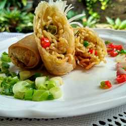 LUMIE (Lumpia Mie) Sambal Matah